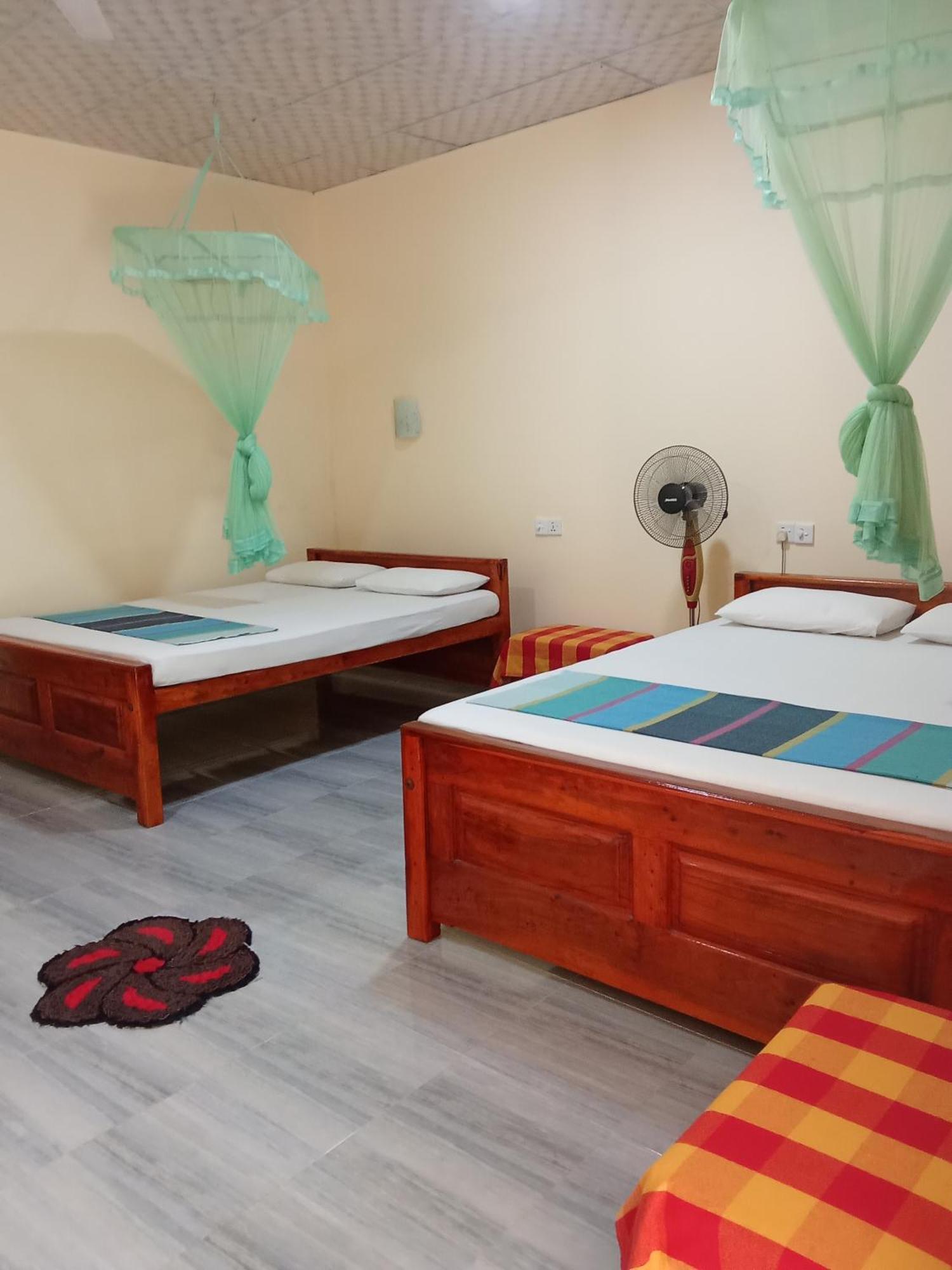 Hotel Udesh Guest Polonnaruwa Exterior foto